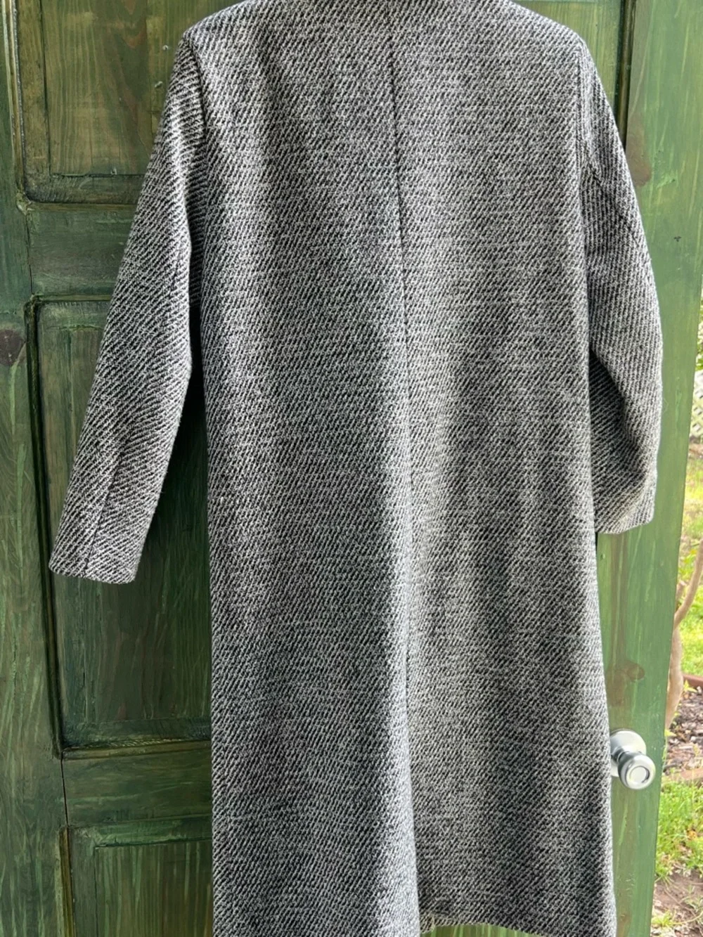 Pink Diamond Oversized Double-Breasted Herringbone Pea Coat - Black & White - Picture 4 of 6